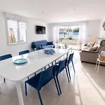 Maison Neuve Au Centre De La Tranche-sur-mer: Wifi, Parking, Proche Et Commerces - Fr-1-22-355 *