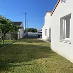 Maison Neuve Au Centre De La Tranche-sur-mer: Wifi, Parking, Proche Et Commerces - Fr-1-22-355