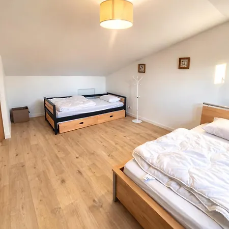 Hébergement de vacances Maison Neuve Au Centre De La Tranche-sur-mer: Wifi, Parking, Proche Et Commerces - Fr-1-22-355 La Tranche-sur-Mer