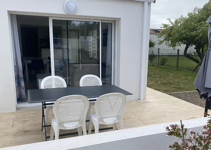 Casa vacanze Maison Neuve Au Centre De La Tranche-sur-mer: Wifi, Parking, Proche Et Commerces - Fr-1-22-355