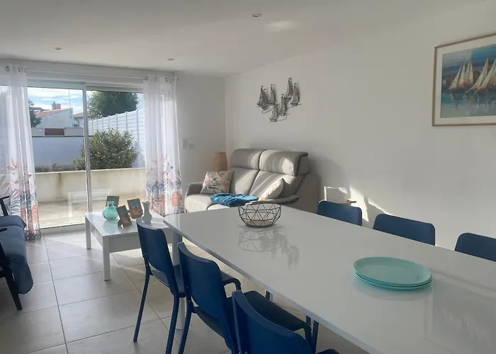 Casa vacanze Maison Neuve Au Centre De La Tranche-sur-mer: Wifi, Parking, Proche Et Commerces - Fr-1-22-355 *
