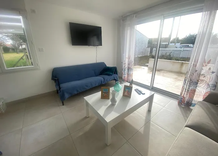 Maison Neuve Au Centre De La Tranche-sur-mer: Wifi, Parking, Proche Et Commerces - Fr-1-22-355 Casa vacanze *