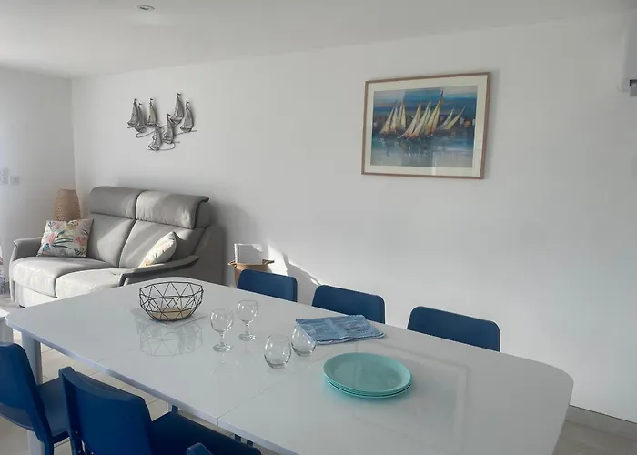 Casa vacanze Maison Neuve Au Centre De La Tranche-sur-mer: Wifi, Parking, Proche Et Commerces - Fr-1-22-355 *